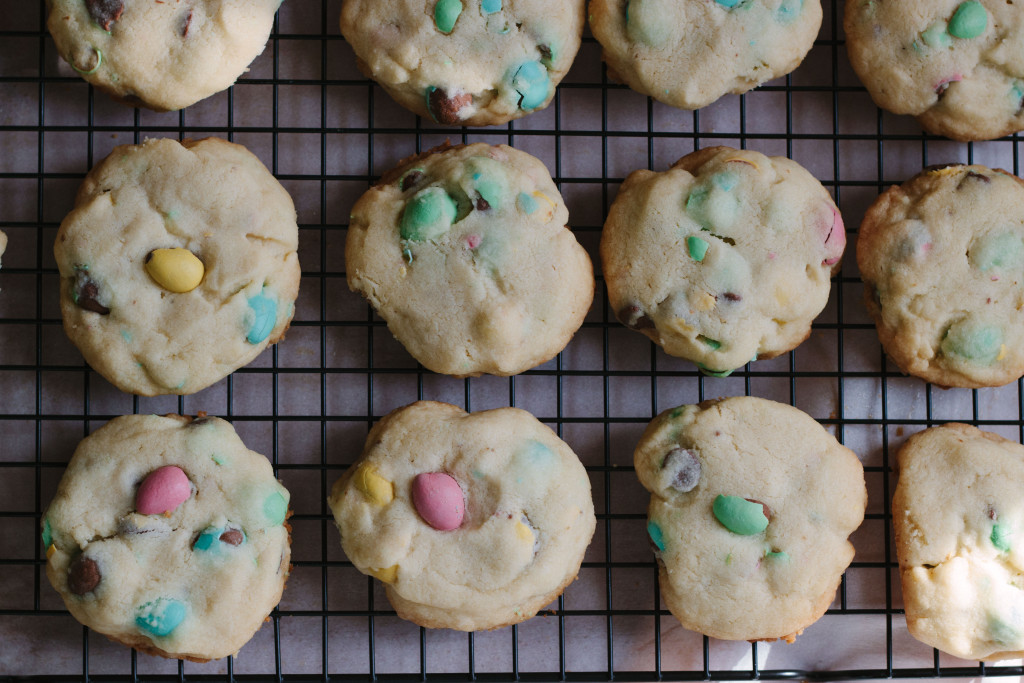 mini egg shortbread cookies
